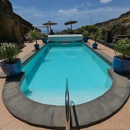 Villa Castillo Antonia Executive With Heated Pool Tias