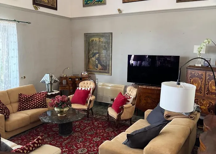 Castillo Antonia Executive With Heated Pool