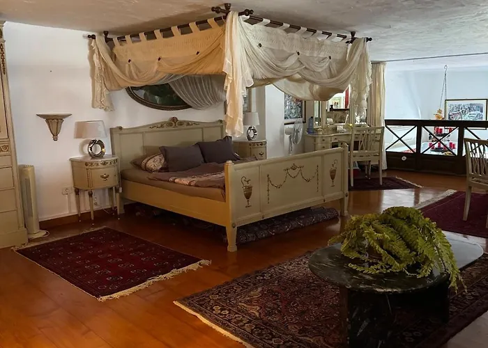 Villa Castillo Antonia Executive With Heated Pool