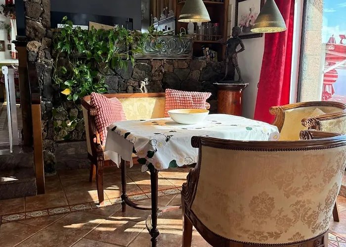 Castillo Antonia Executive With Heated Pool