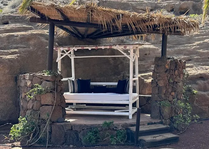 Villa Castillo Antonia Executive With Heated Pool *