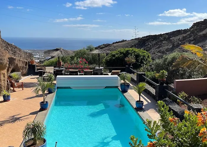 Castillo Antonia Executive With Heated Pool