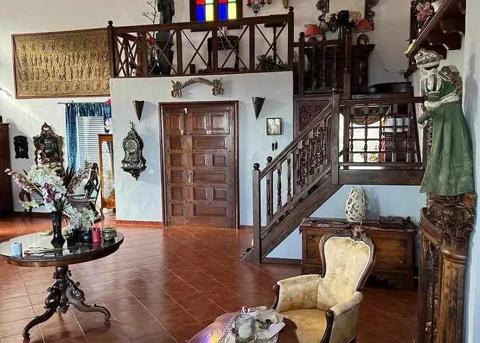 Castillo Antonia Executive With Heated Pool *