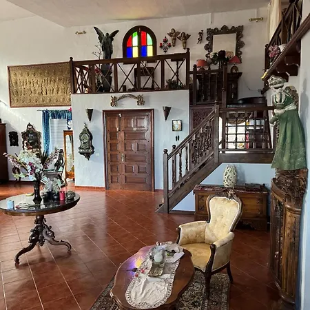 Castillo Antonia Executive With Heated Pool *